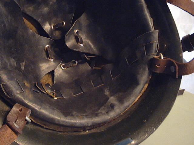 ROMANIA LINER DETAIL CLOSED.jpg